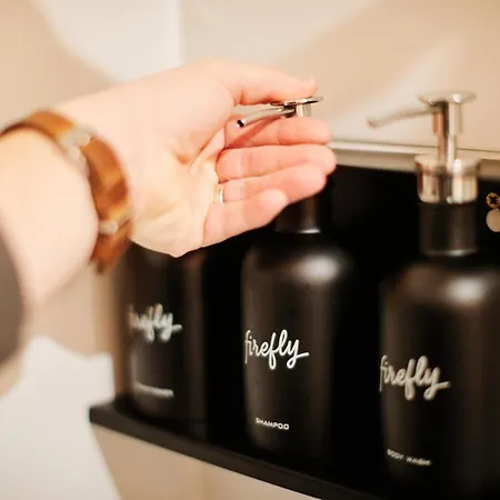 מלון Firefly Carrolls *