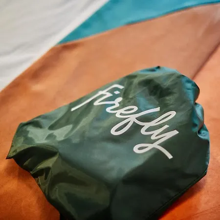 Firefly Carrolls בריי